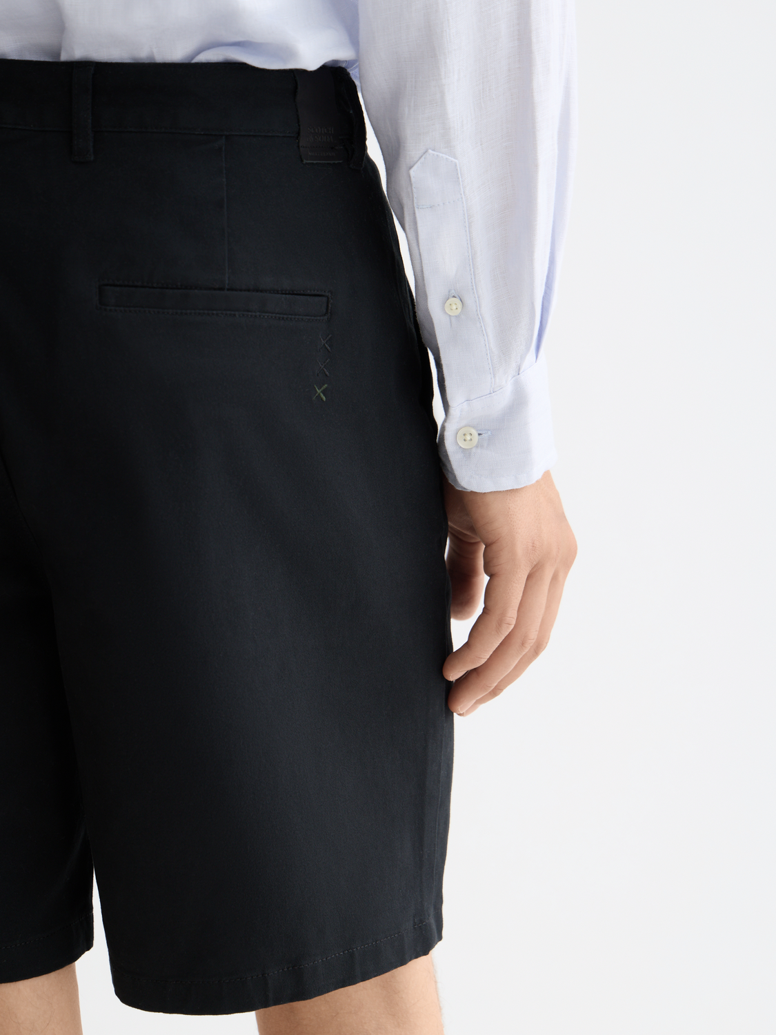 Essentials Stuart Cotton-blend twill regular short