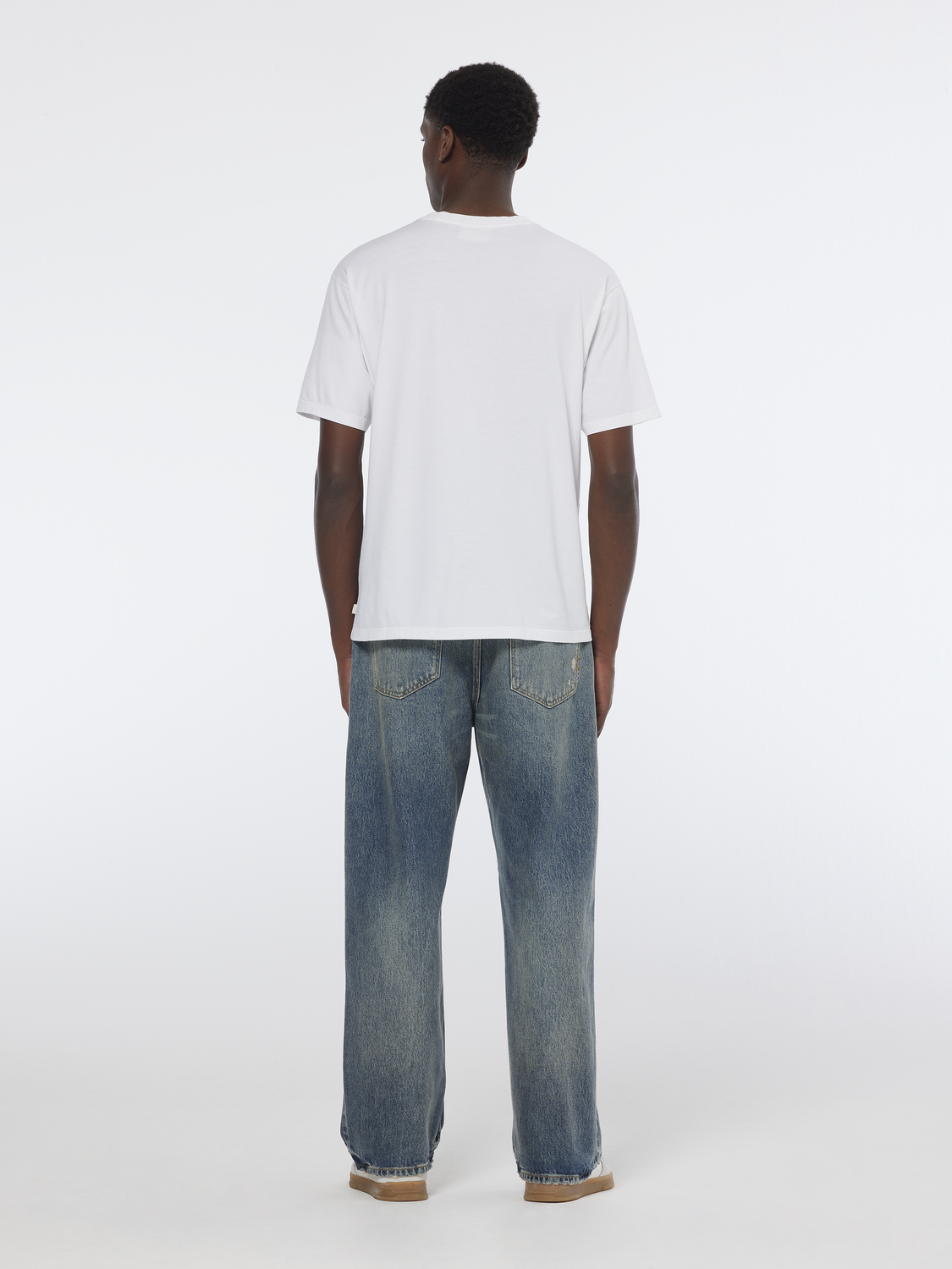 Front chest artwork relaxed fit t-shirt