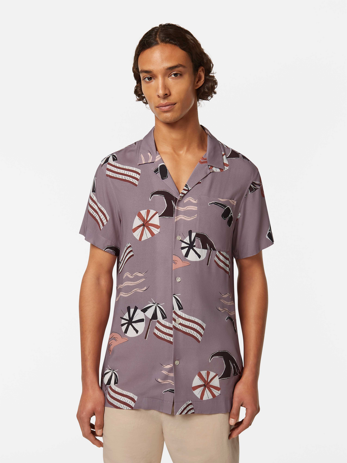 AOP short-sleeved regular fit viscose shirt