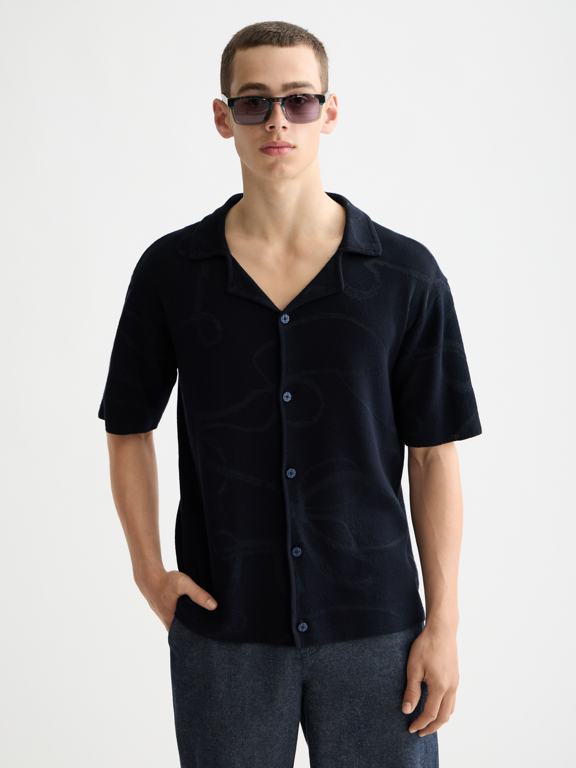 Jacquard knitted short sleeve shirt
