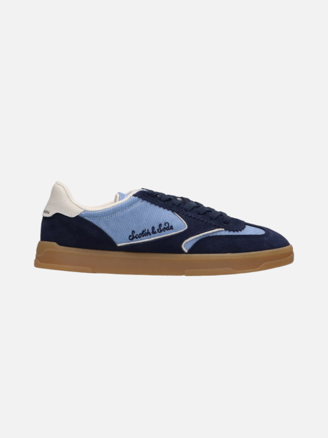 Slim Sneaker