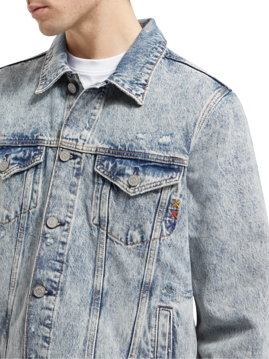 DENIM TRUCKER JACKET