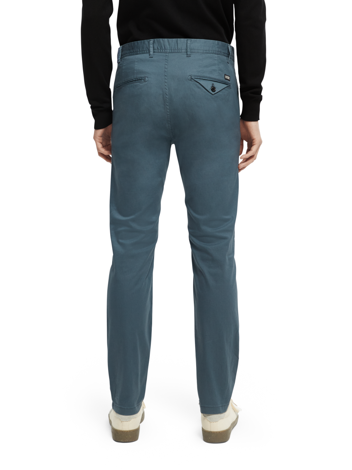 ESSENTIALS - STUART REGULAR SLIM-FIT CHINO