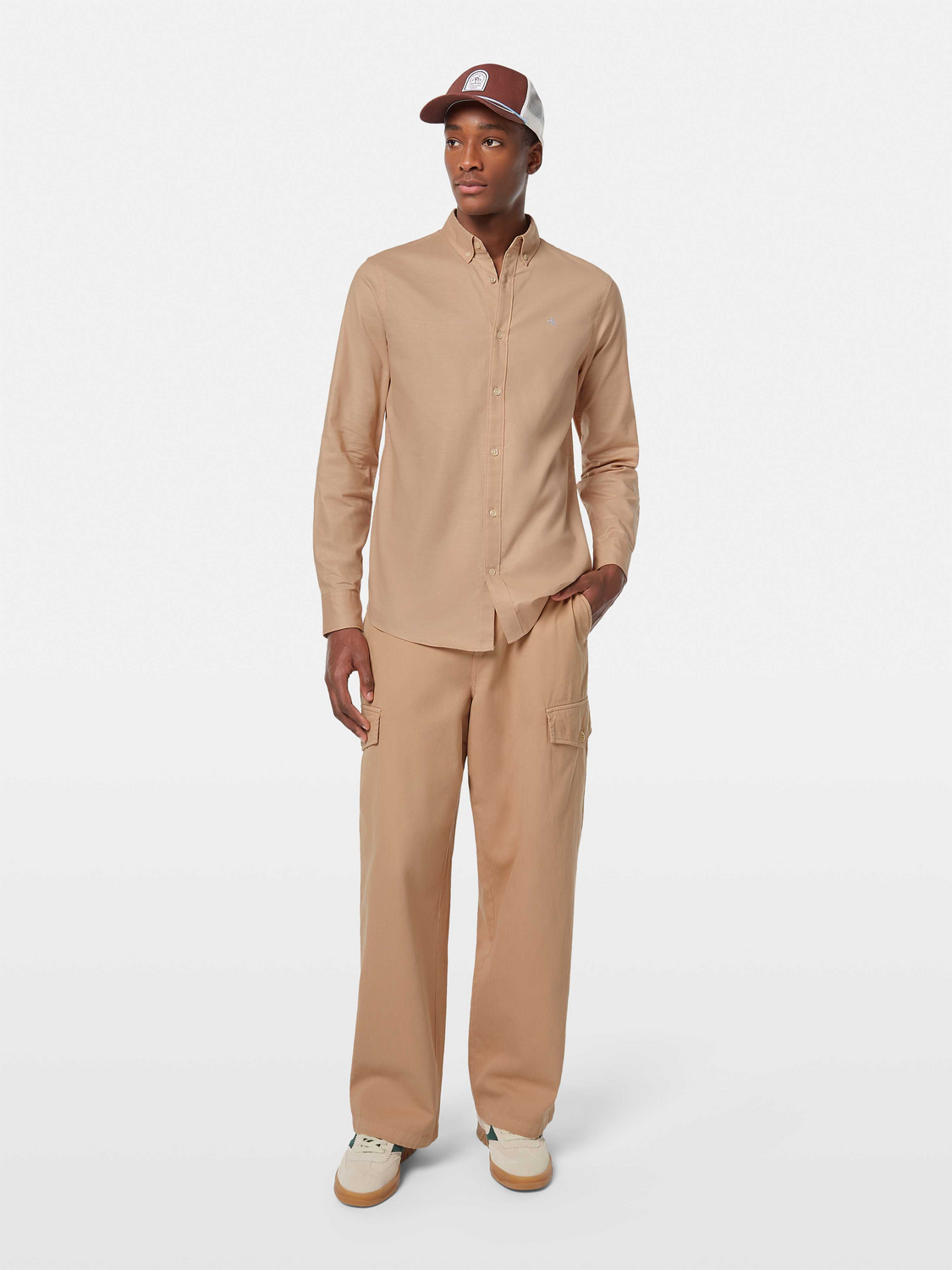 Seasonal core - Regular fit solid oxford shirt