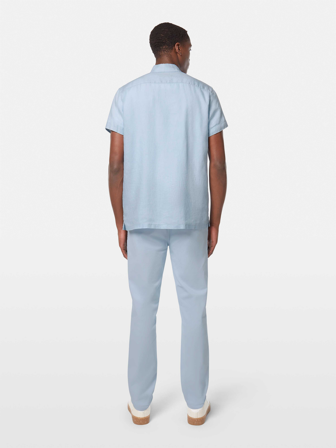Seasonal core - short-sleeved regular fit linen shirt
