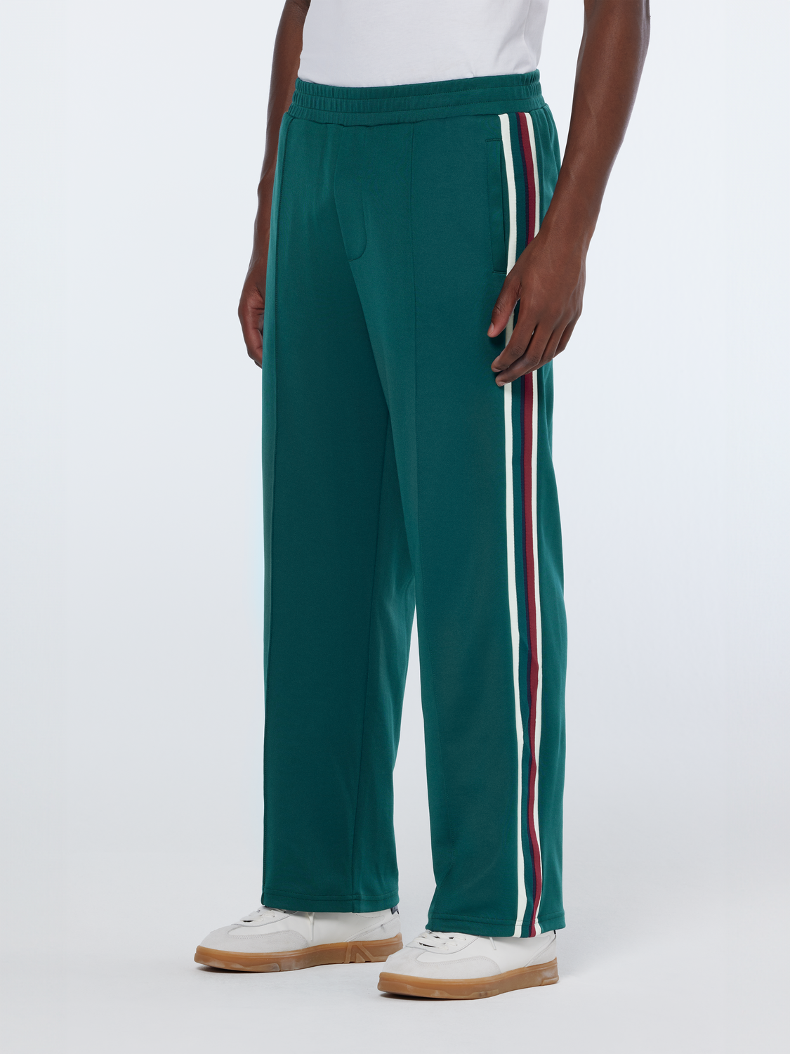 Relaxed straight fit trackpants