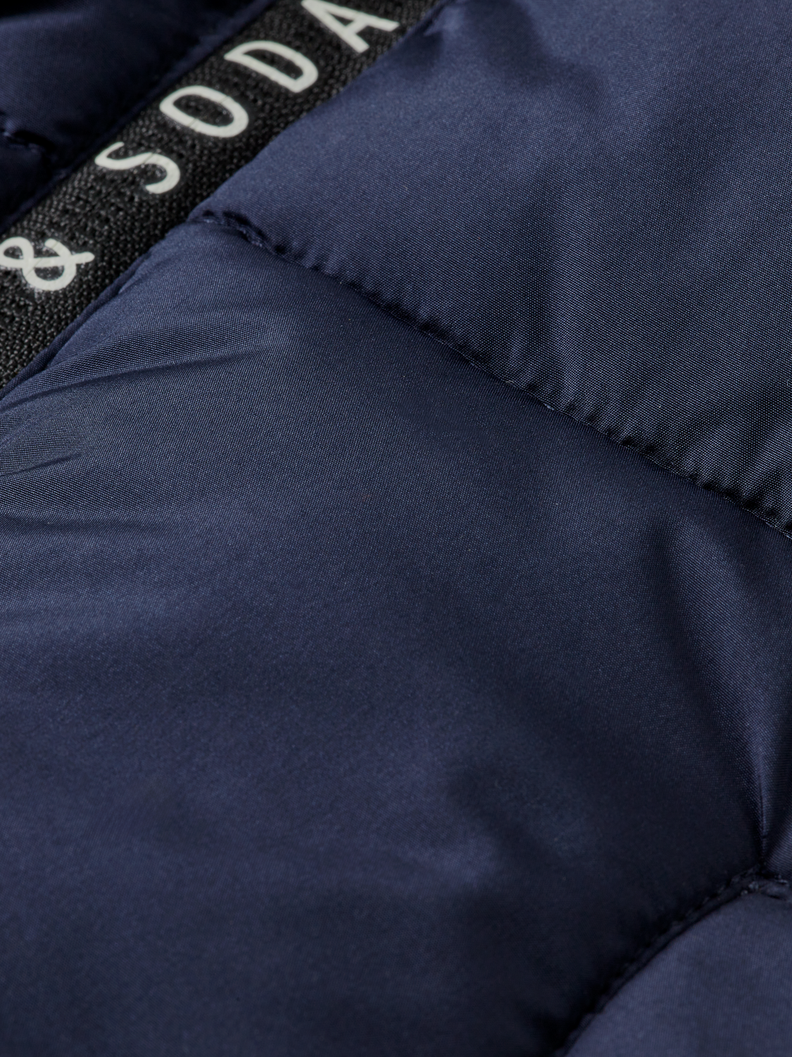 Boys Short hooded puffer jacket