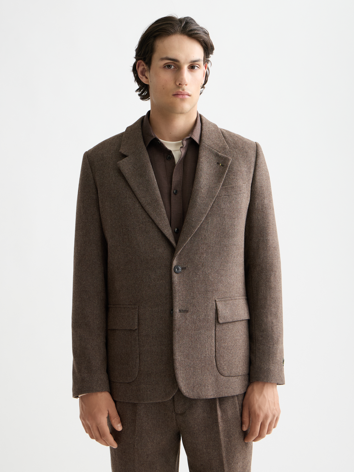 Yarn-dyed wool blend relaxed blazer