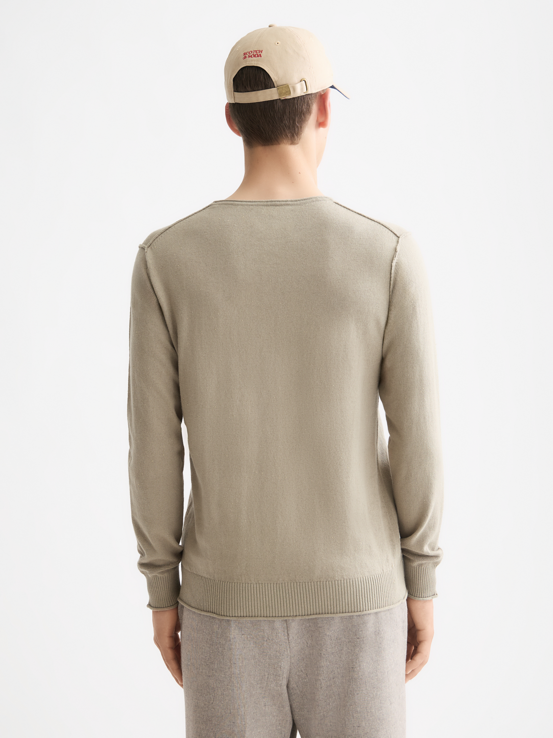 Wool blend pullover