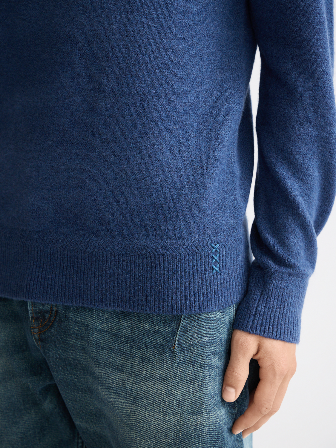 Soft knit regular fit crew neck