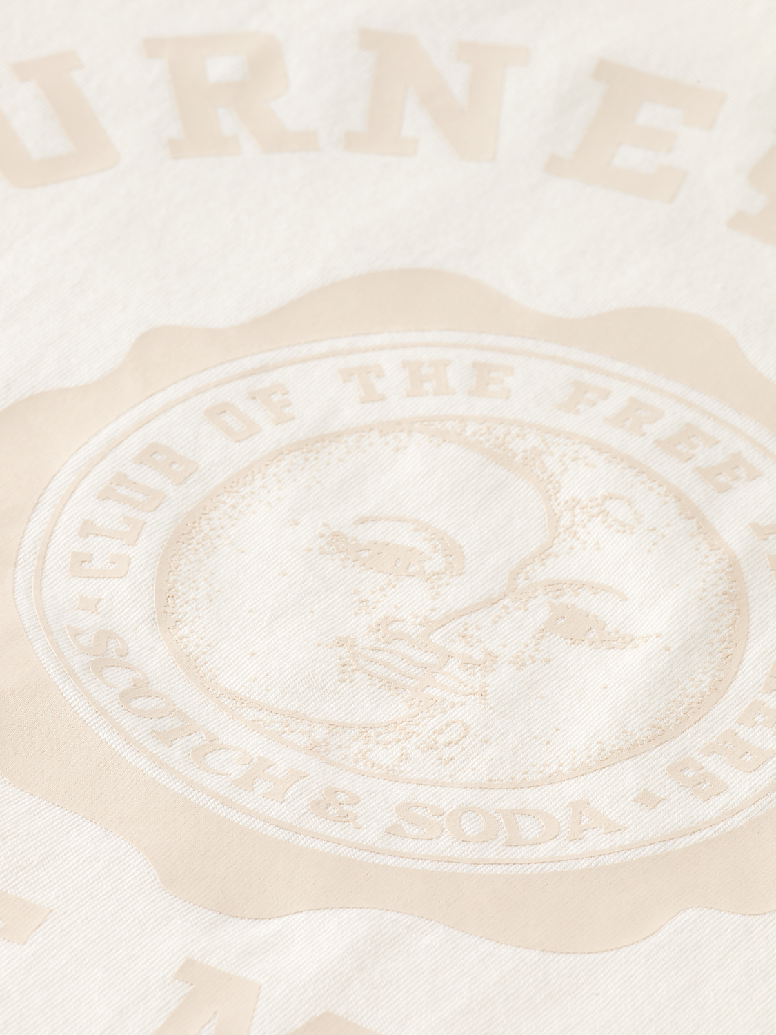 REGULAR FIT T-SHIRT WITH FRONT ARTWORK