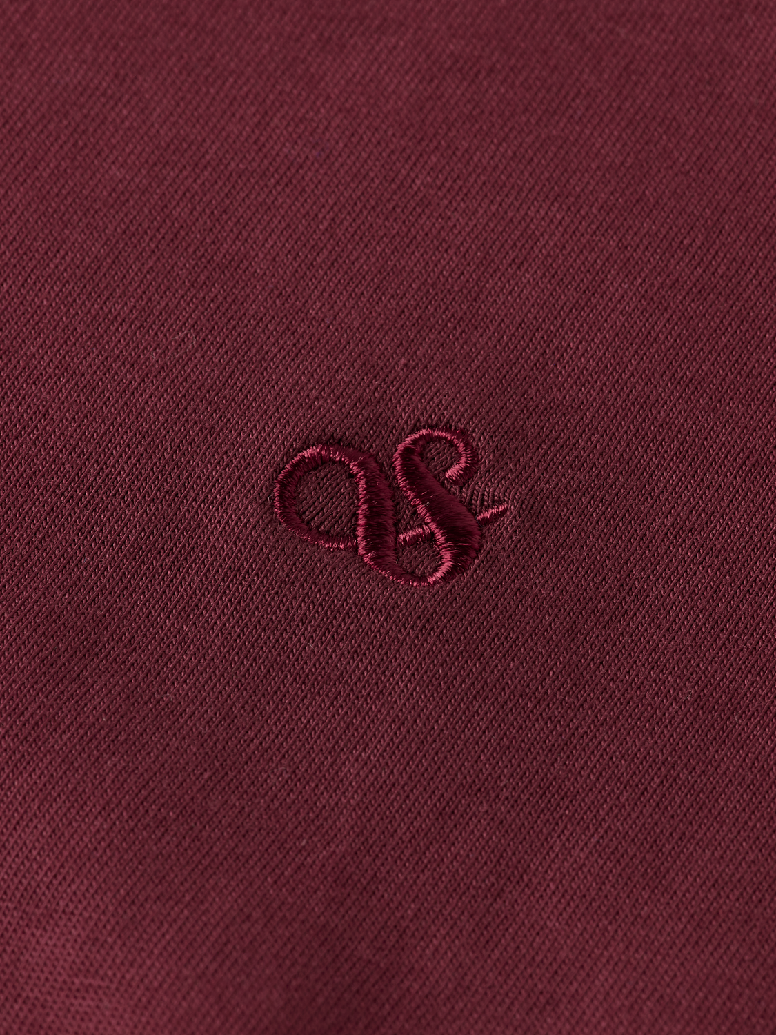 Seasonal Essential logo t-shirt