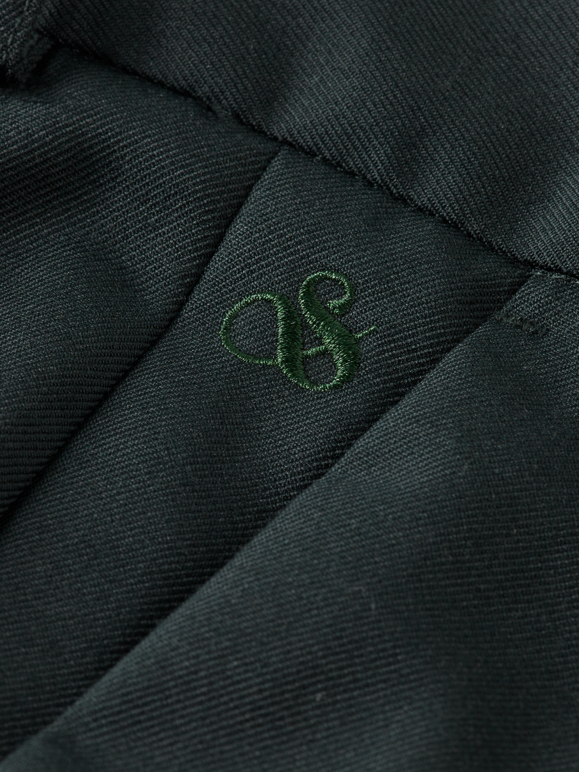 Relaxed straight pleated tailored chino