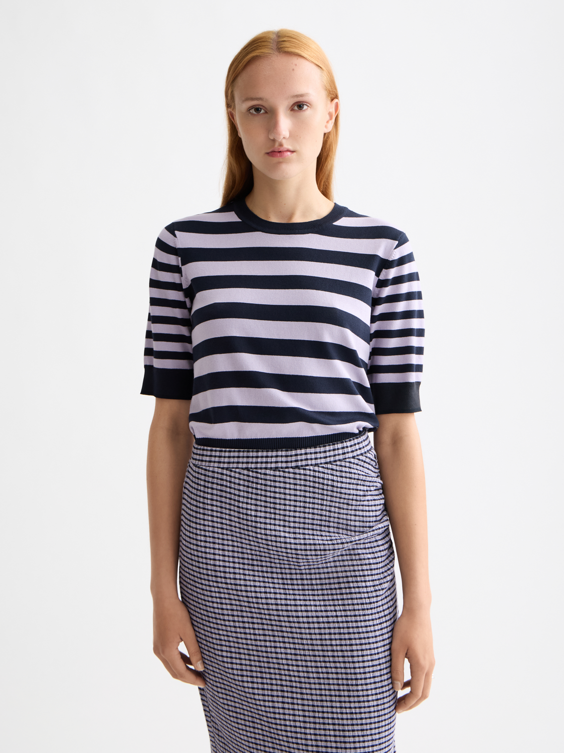 Crew neck short sleeve pullover