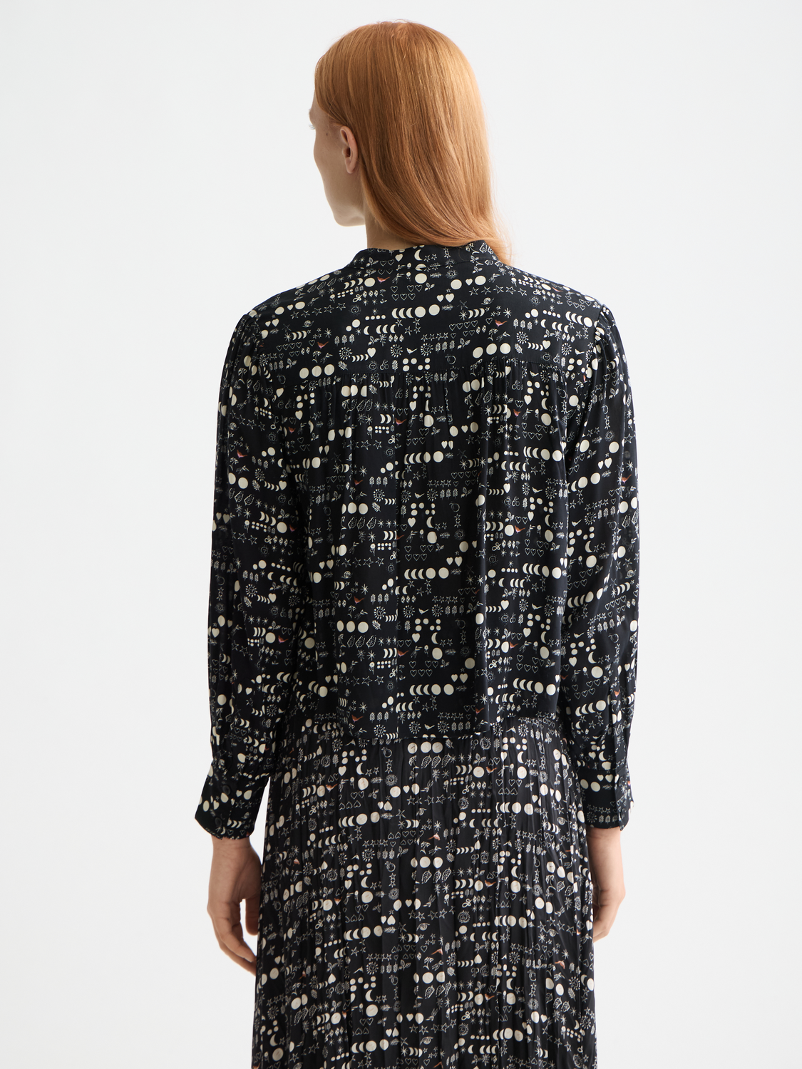 Printed pintuck shirt