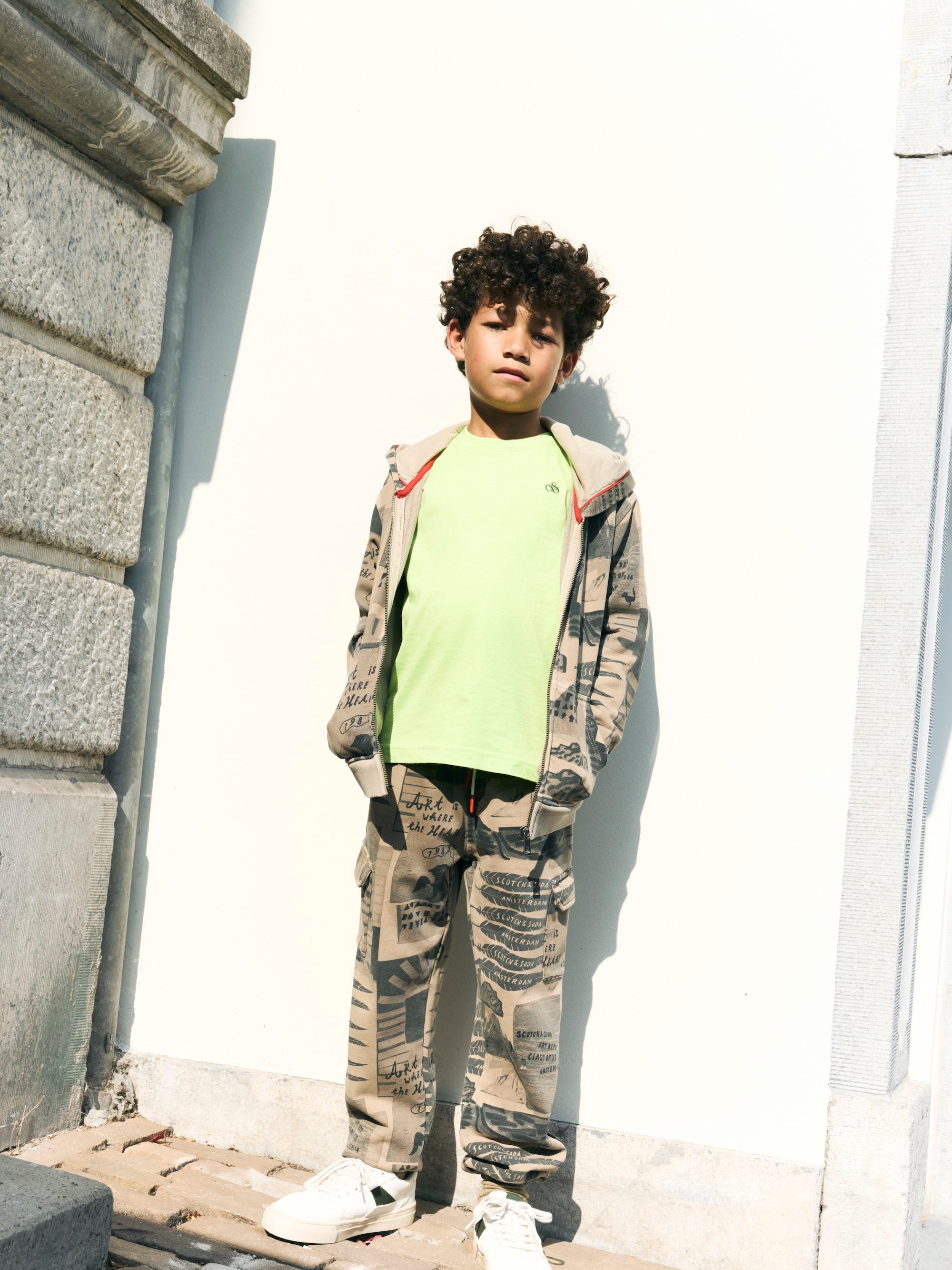 “Scotch & Soda” アートワークスウェットシャツ Ecru Artwork sweatshirt