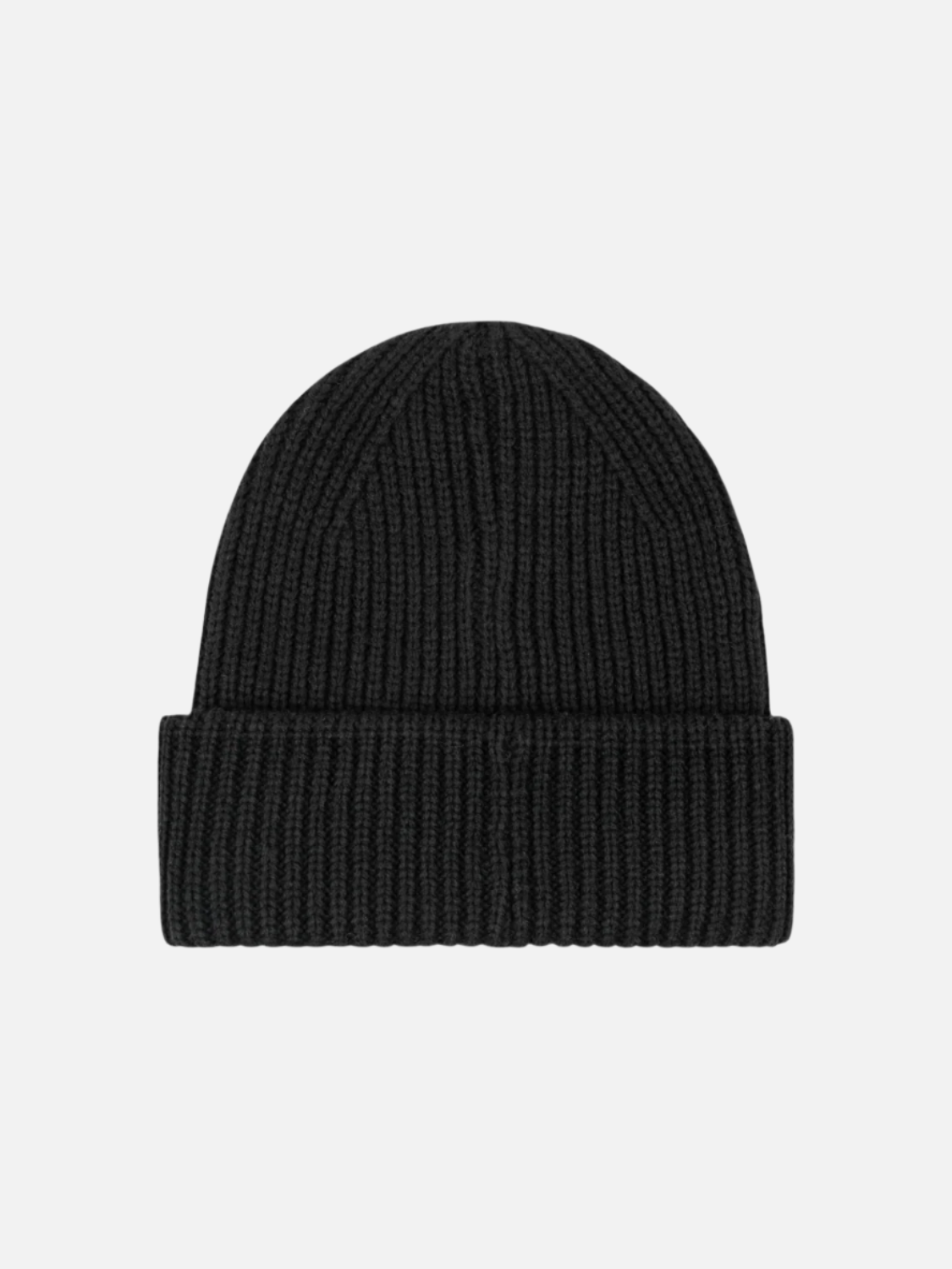 RIVET CUFF BEANIE