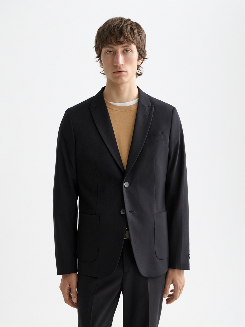 ESSENTIALS UNCONSTRUCTED PEAK LAPEL WOOL BLAZER - BLACK