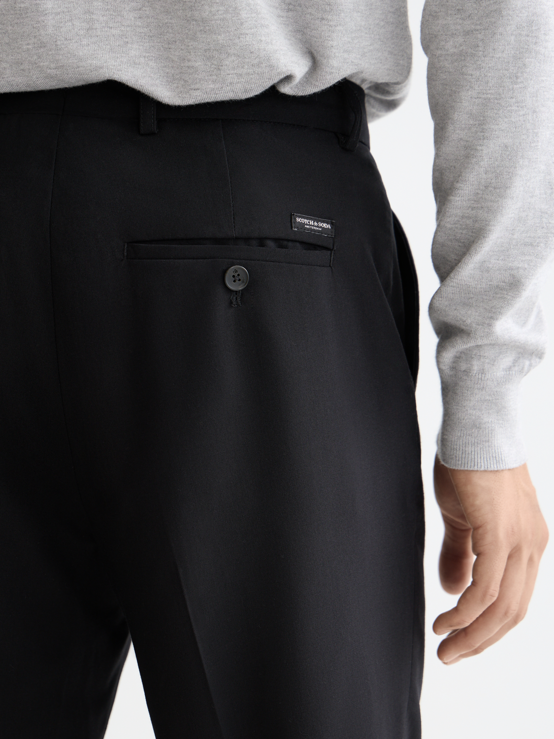 Essentials RELAXED STRAIGHT WOOL BLEND CHINO
