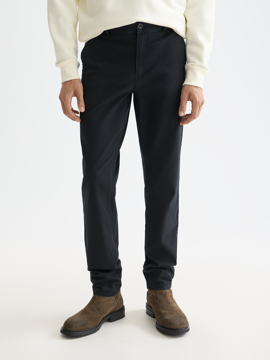 Essentials MOTT STRETCH COTTON CHINO - BLACK