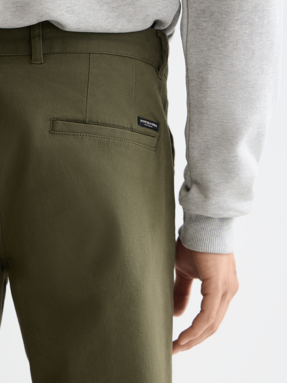 Essentials MOTT STRETCH COTTON CHINO - KHAKI