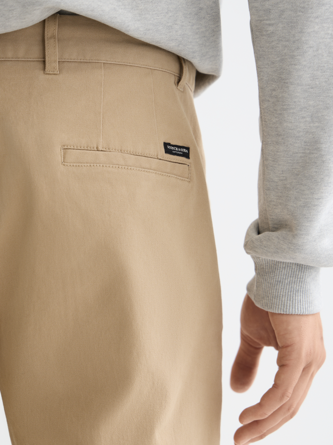 Essentials STUART STRETCH COTTON CHINO - SAND