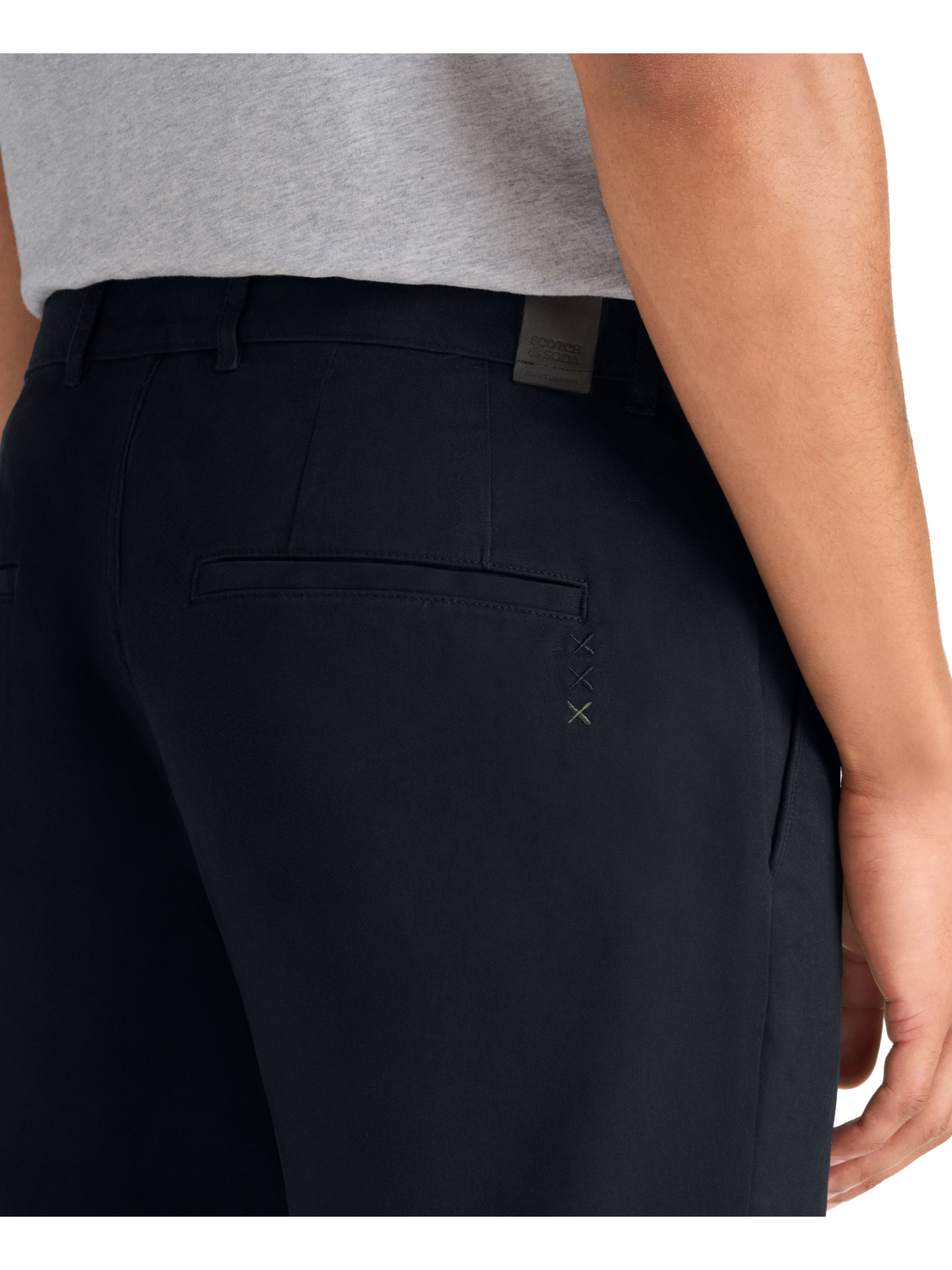 Essentials DRIFT COTTON-BLEND TWILL CHINO