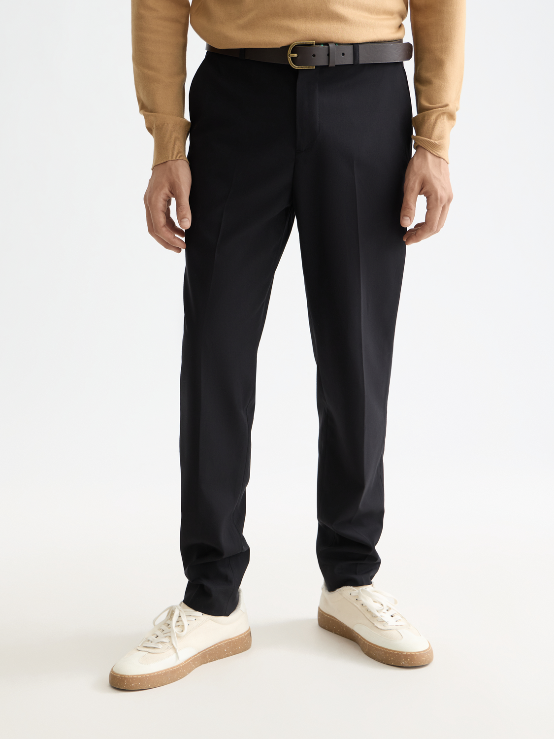 Essentials IRVING COOL-WOOL BLEND CHINO - BLACK