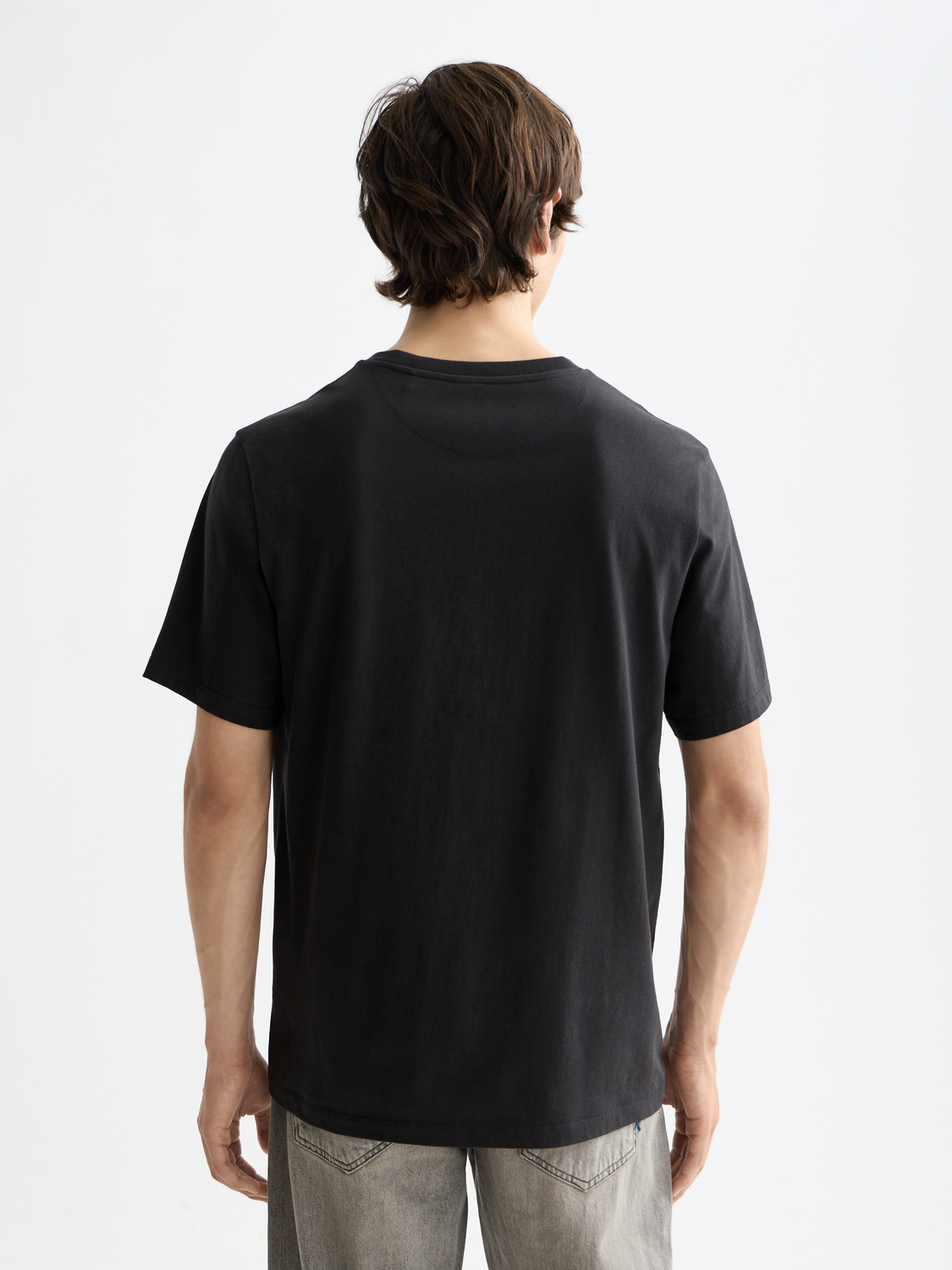 ESSENTIALS LOGO T-SHIRT - BLACK