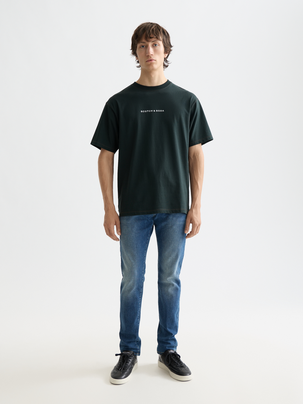 Essentials LOGO FRONT CHEST T-SHIRT - GRACHTEN GREEN