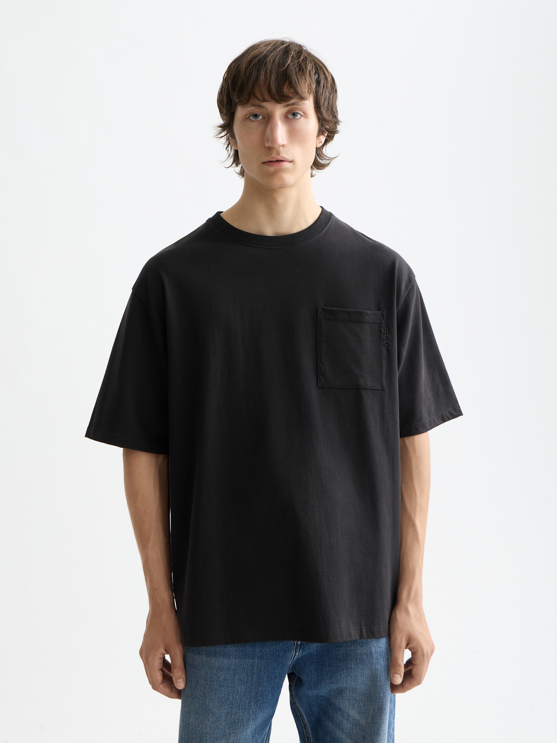 Core - T-Shirt mit 3 Kreuzen und lockerer Passform und Tasche