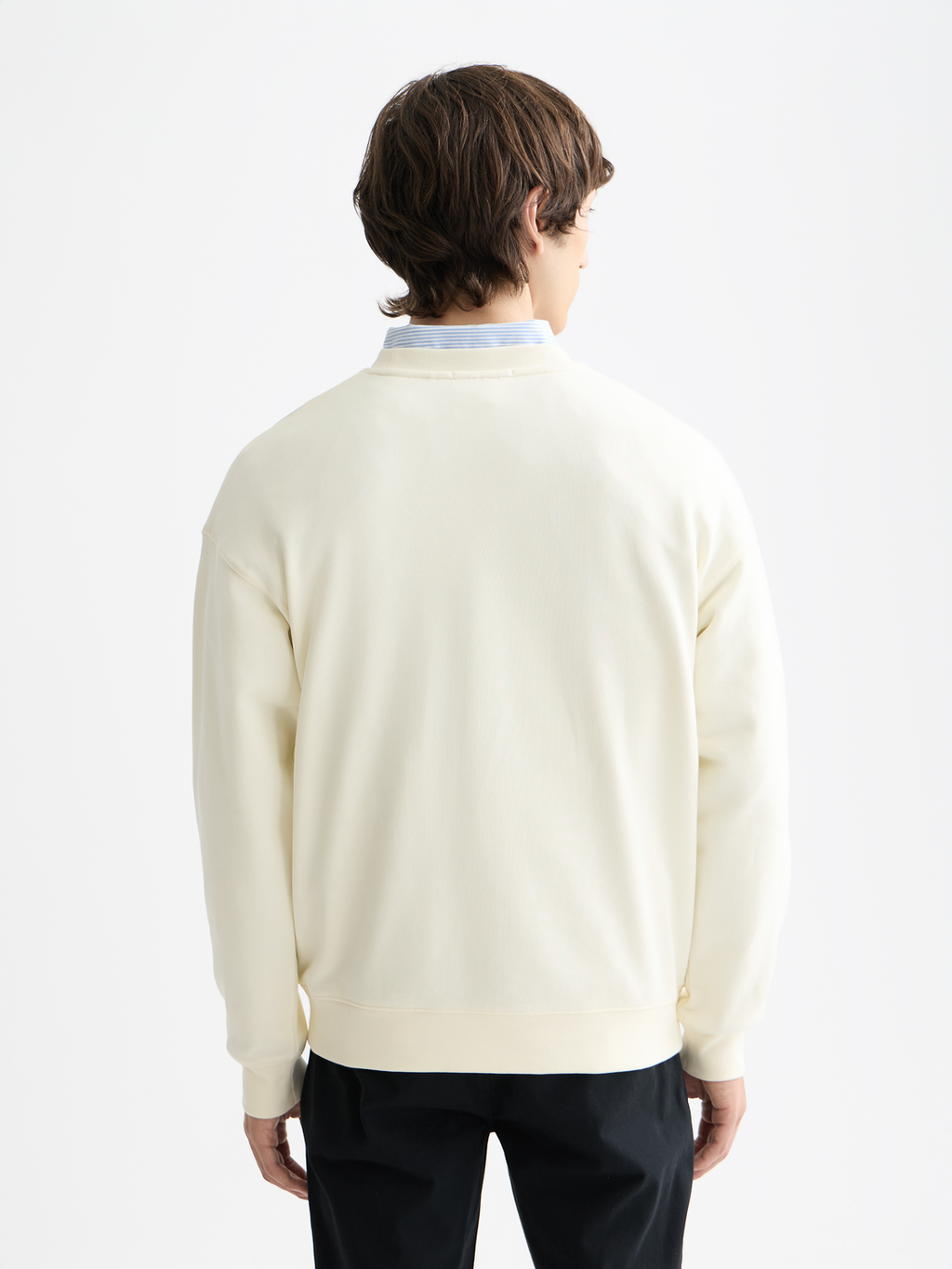 Essentials LOGO FRONT CHEST SWEATSHIRT - OFF WHITE
