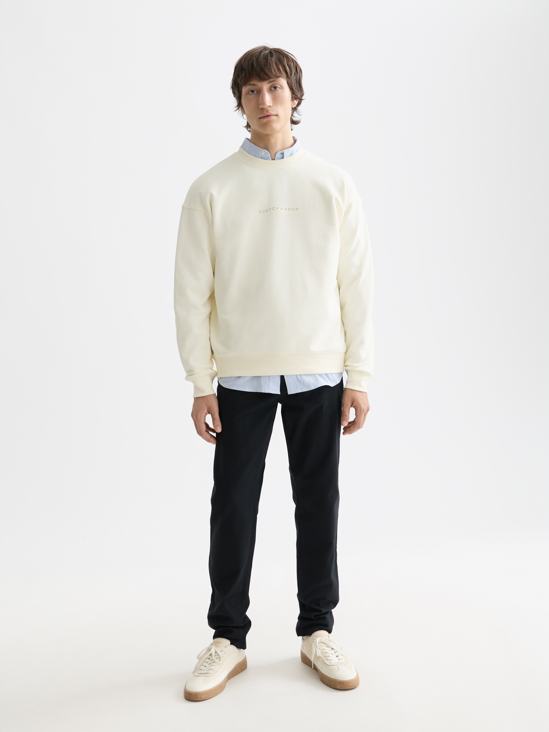 Essentials LOGO FRONT CHEST SWEATSHIRT - OFF WHITE