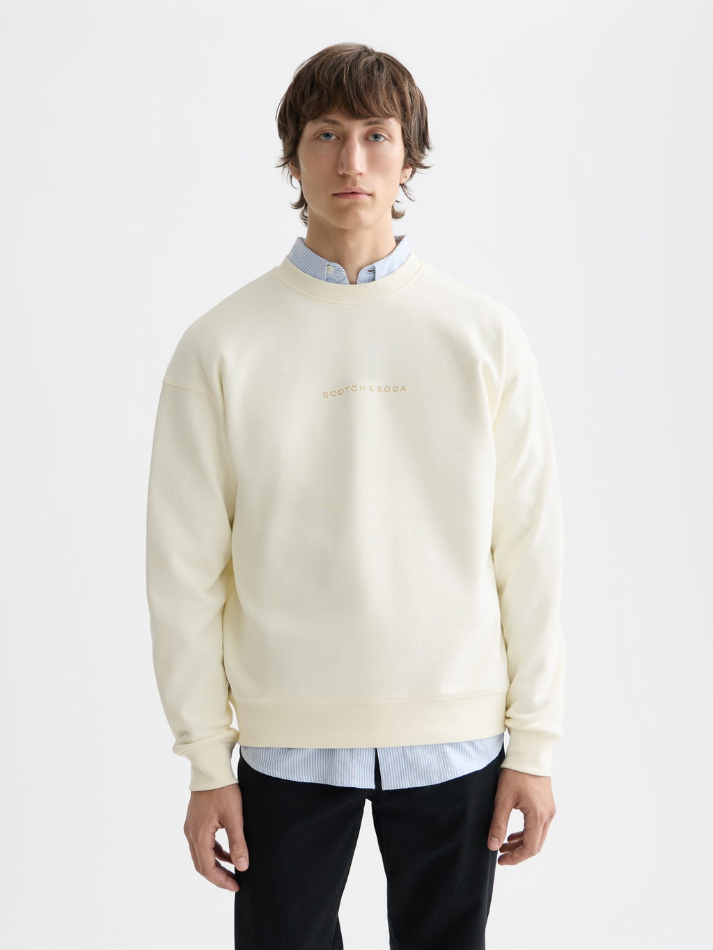 Essentials LOGO FRONT CHEST SWEATSHIRT - OFF WHITE