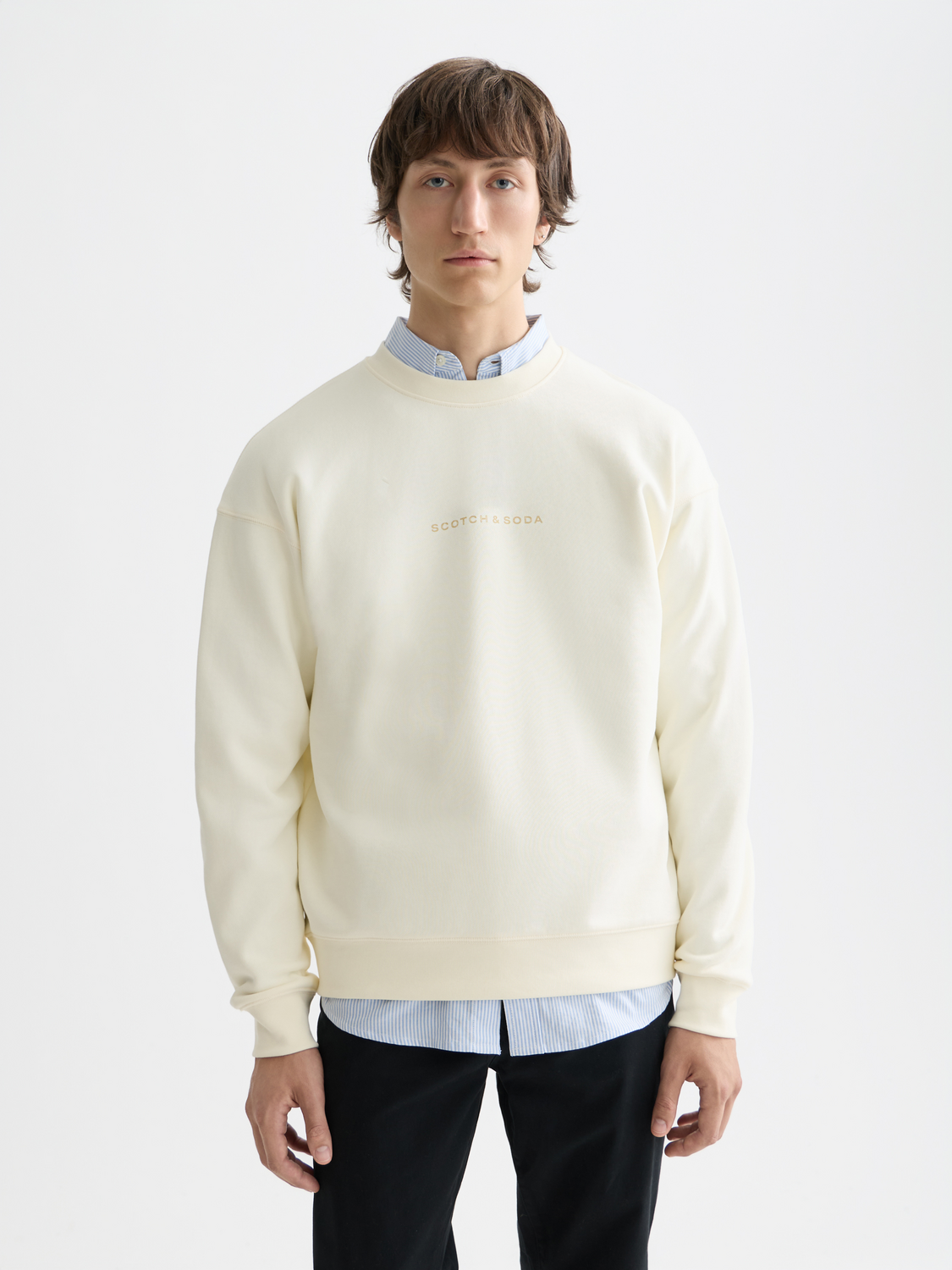 Essentials LOGO FRONT CHEST SWEATSHIRT - OFF WHITE