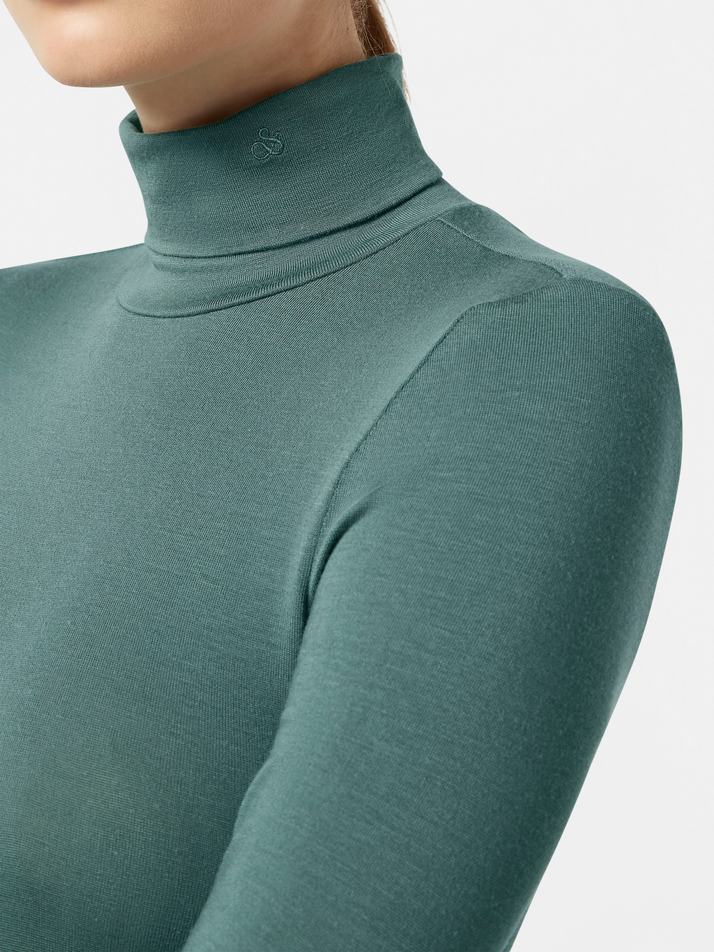 Roll up neck LS t-shirt