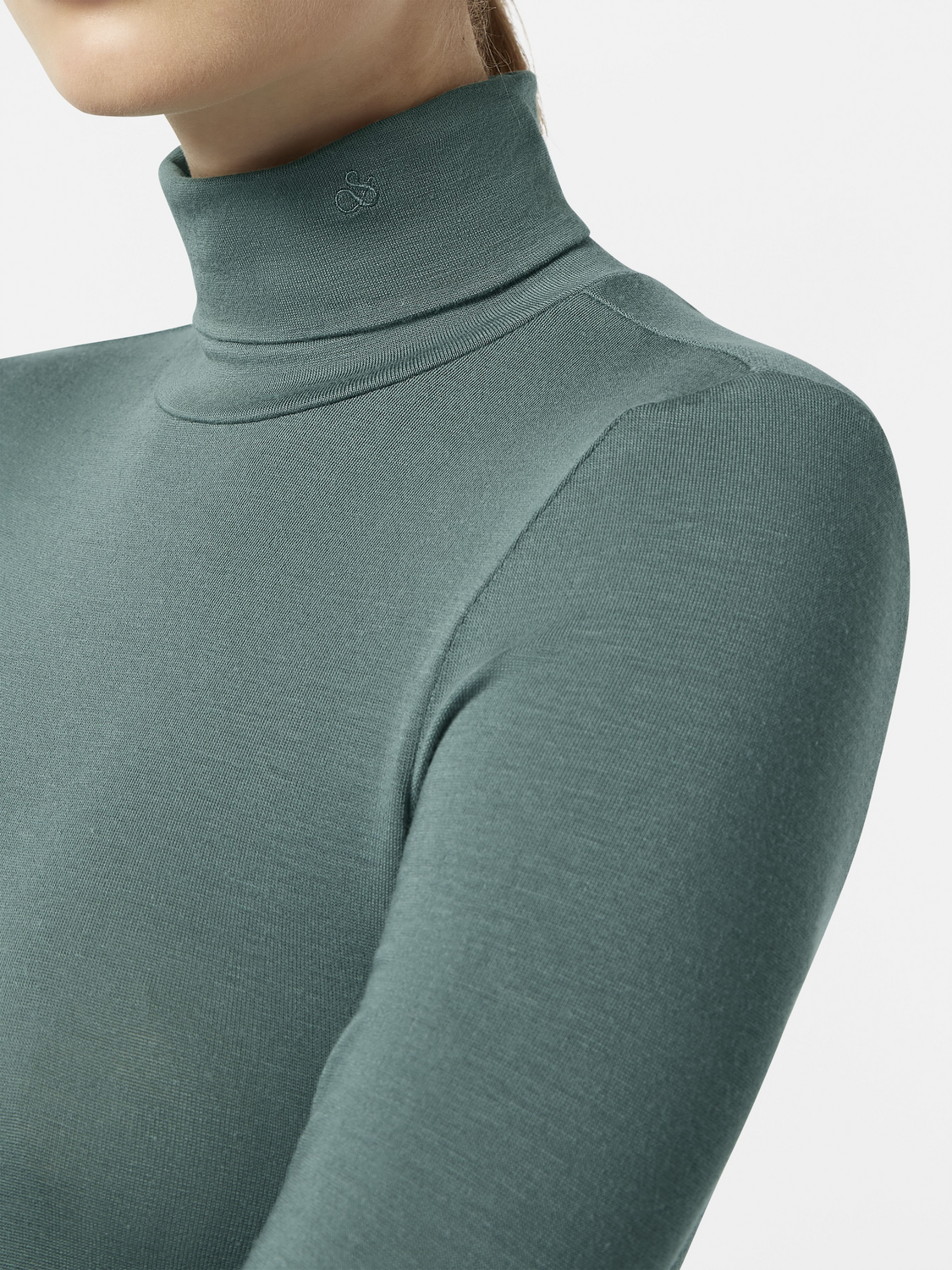 Roll up neck LS t-shirt