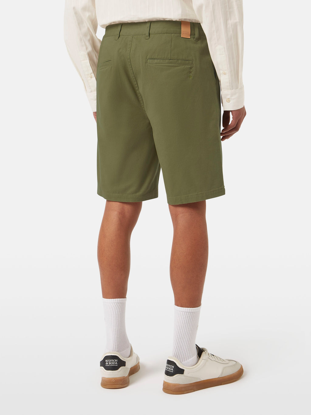 Stuart washed cotton blend short