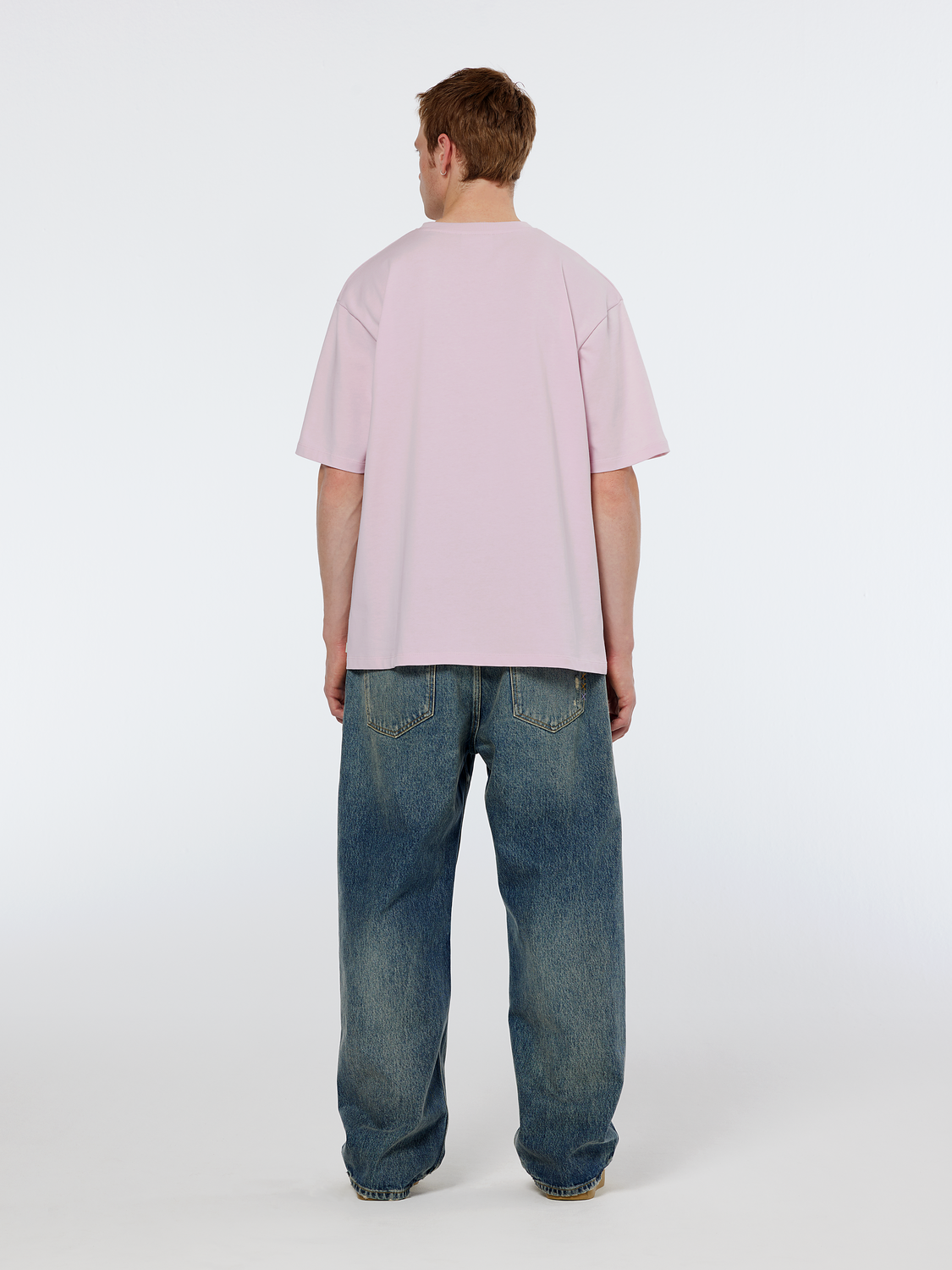 Seasonal Essentials pocket t-shirt