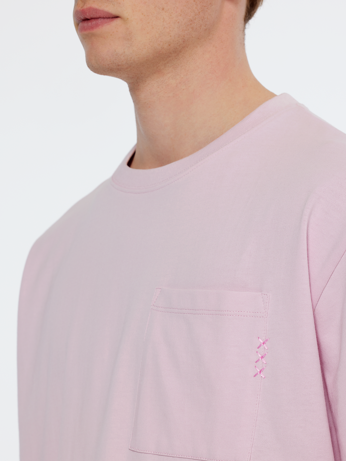 Seasonal Essentials pocket t-shirt
