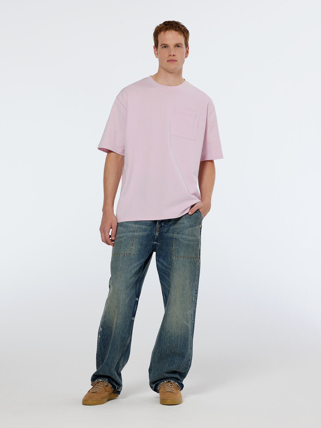 Seasonal Essentials pocket t-shirt