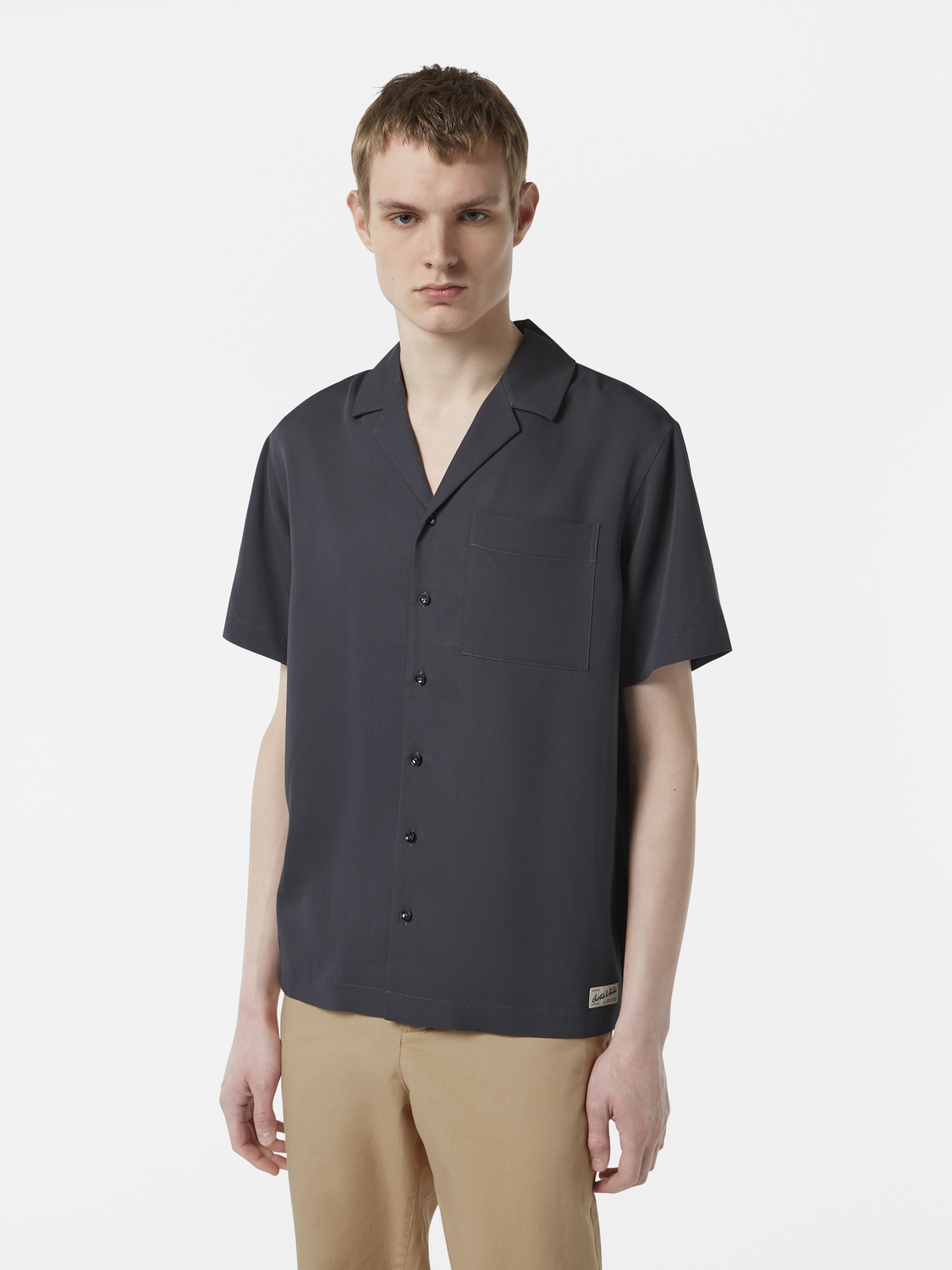 Short-sleeved regular fit sateen shirt