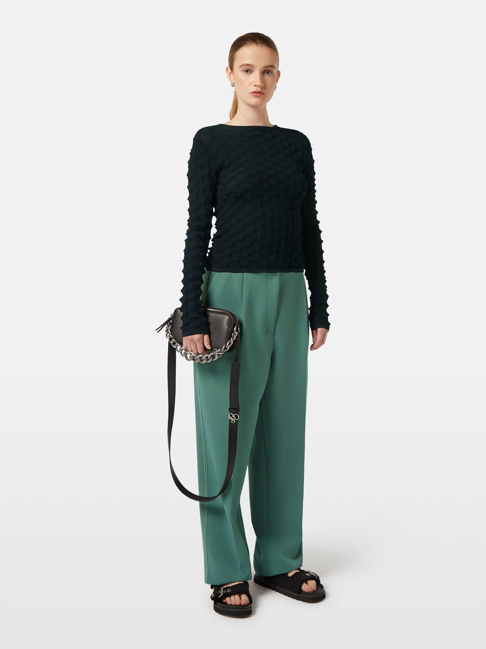 Textured stitch fitted pullover