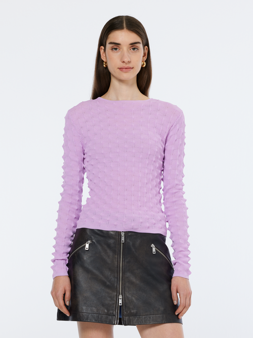 Textured stitch fitted pullover