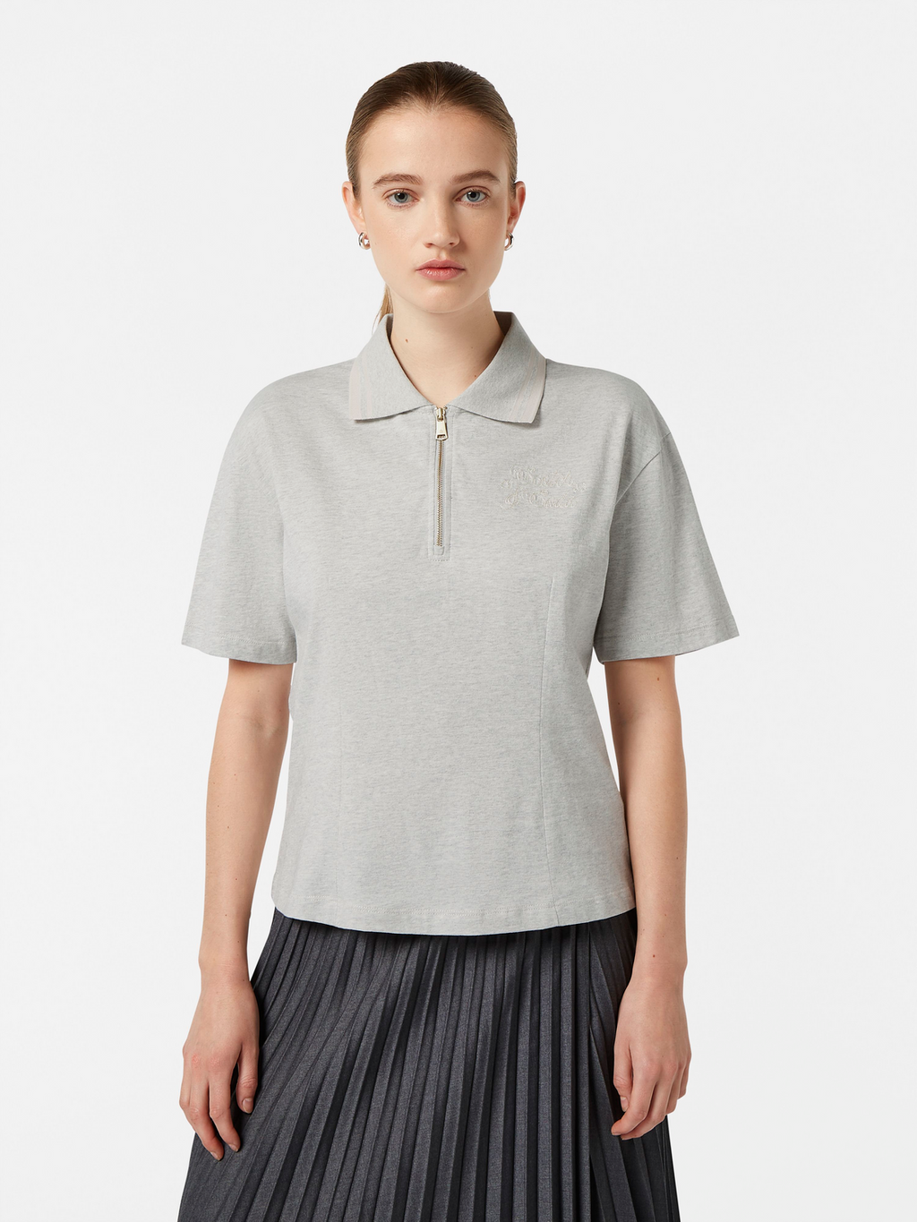Waisted polo t-shirt with zipper closure