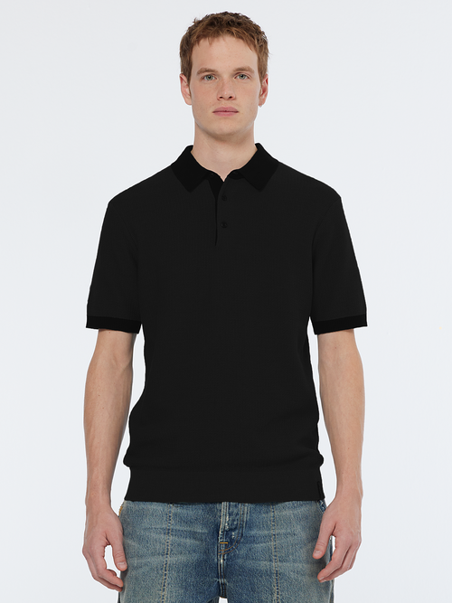 Structured knitted solid polo