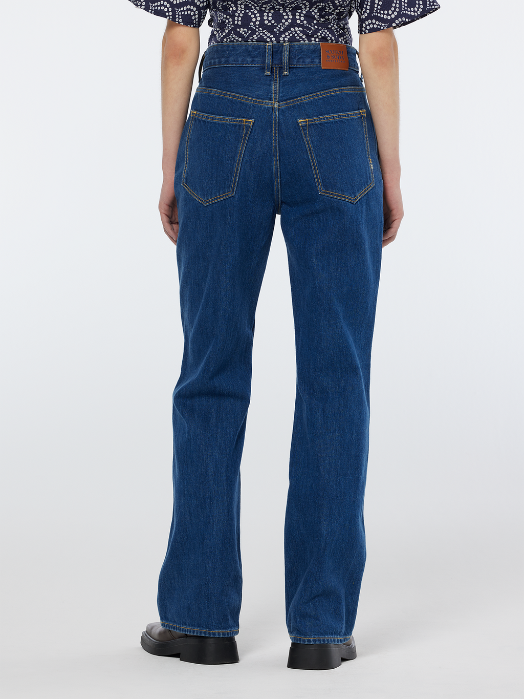 The Glow bootcut denim