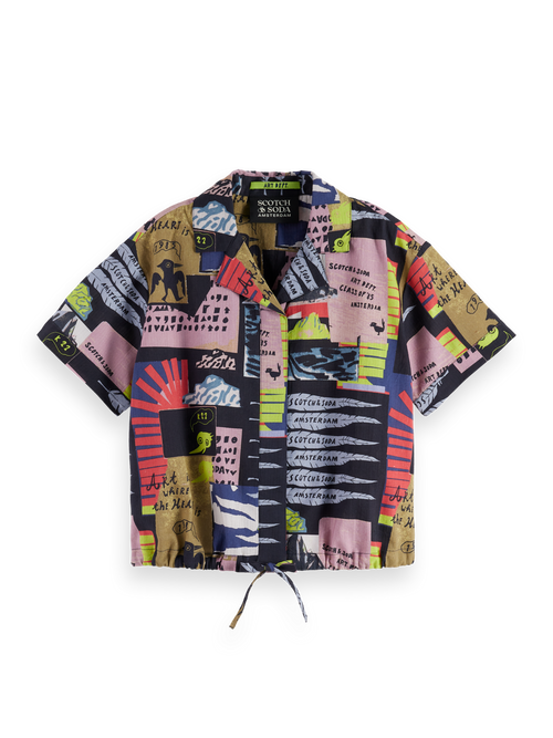 All-over printed short-sleeved seersucker shirt