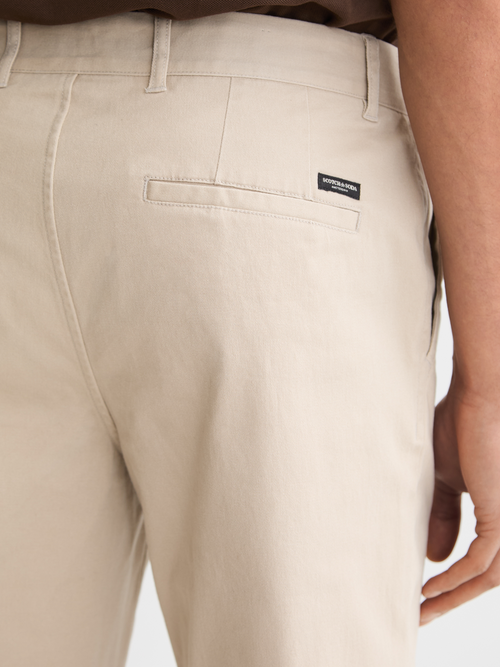 Seasonal core - Stuart - Slim-fit washed cotton blend chino
