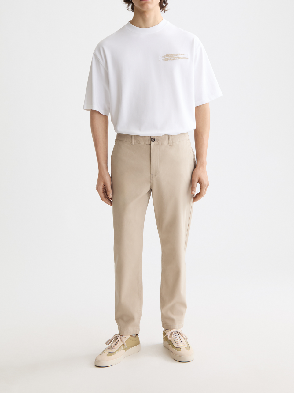Seasonal Essentials Drift tapered chino
